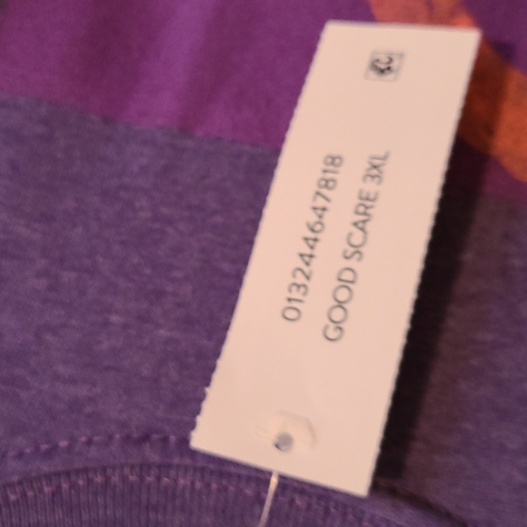 NWT John Carpenter's Halloween Tee - Picture 7 of 11